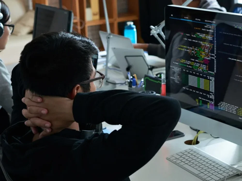 Qodiv remote team working on Web Projects